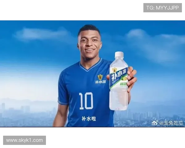 徐灿比赛后直奔豪宅，感觉跟绿茵场像两个世界啊