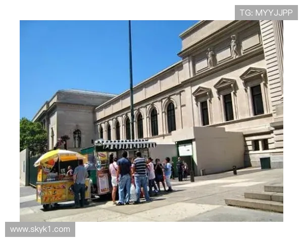 林书豪纽约街头随便一顿，就够普通人一周饭钱了吧？