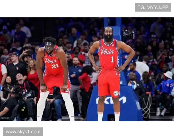 莫布里成防守核心 因挡拆护框联动稳固篮下