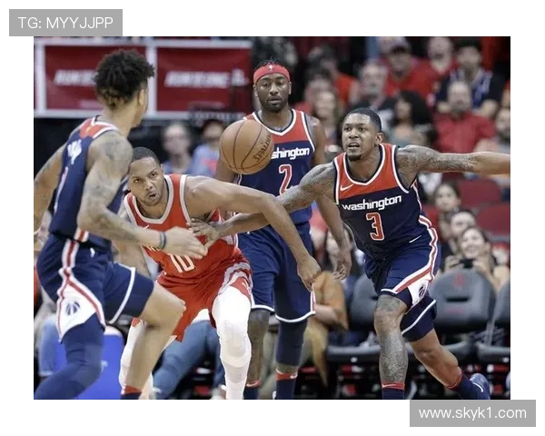 约翰·沃尔利用突破创造机会提升队内关键时刻组织效率